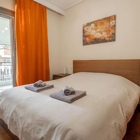 Your Cozy Six Street Apartment Larissa Exteriör bild