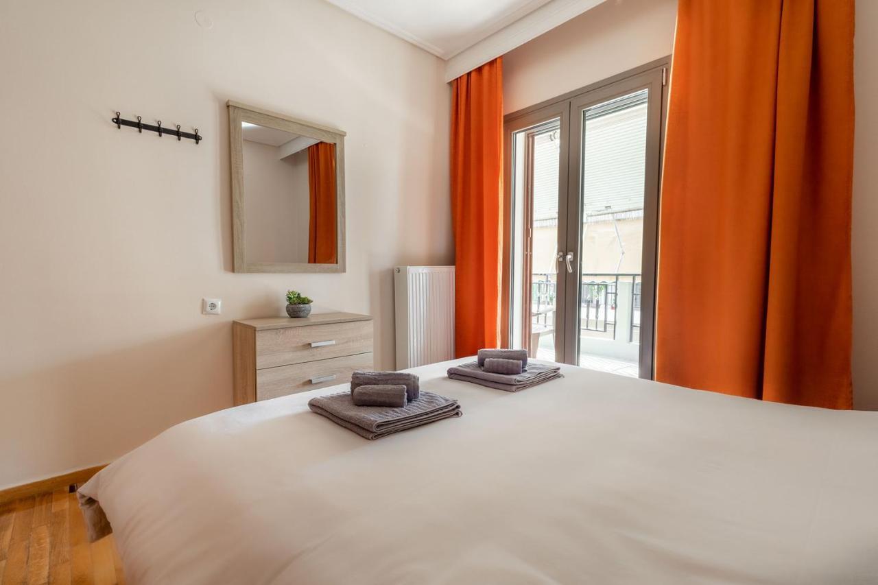 Your Cozy Six Street Apartment Larissa Exteriör bild