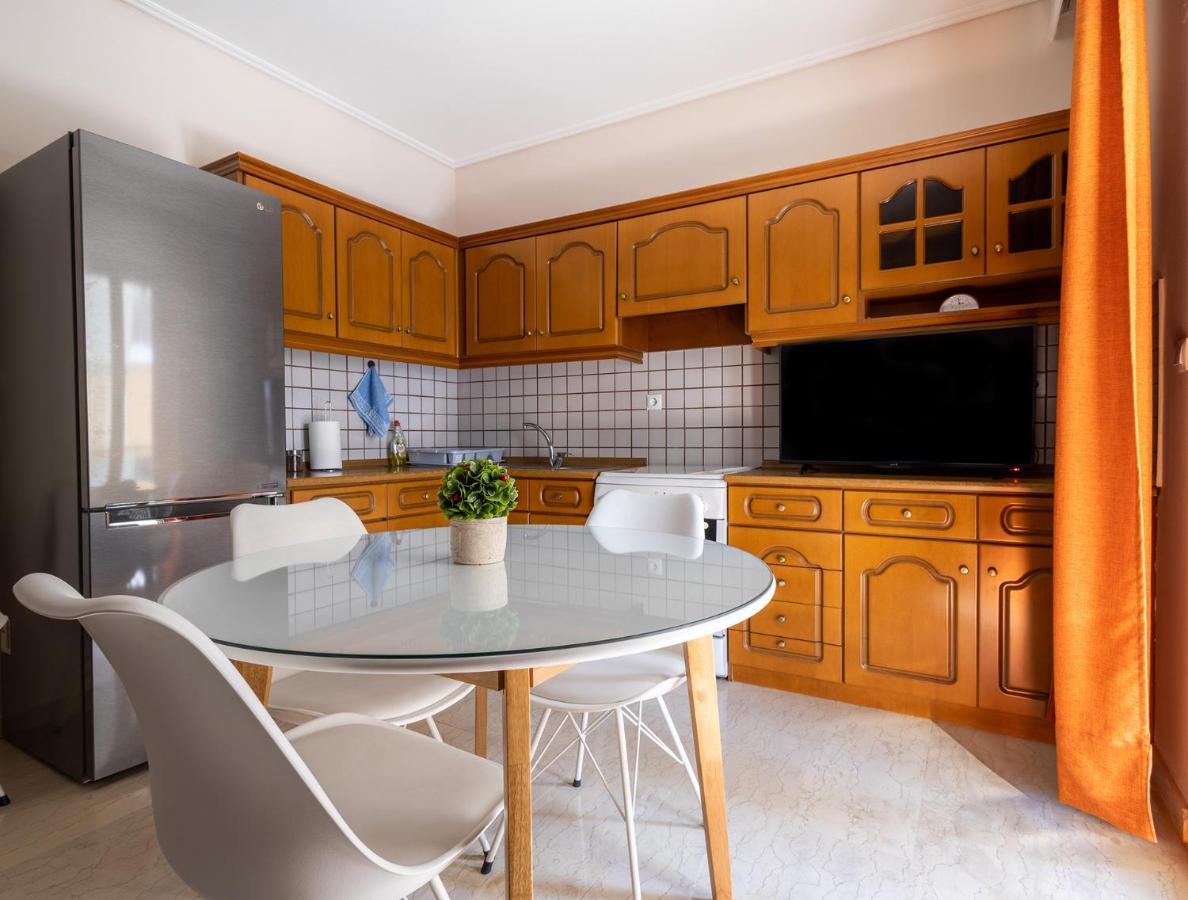 Your Cozy Six Street Apartment Larissa Exteriör bild